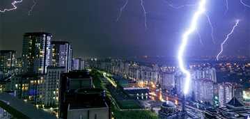 city during lightening storm